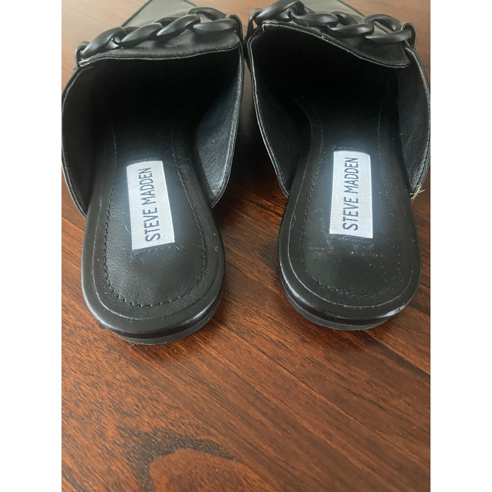 Steve Madden Levity Black Leather Pointed Toe Chain Mules Flats sz 7 new! - Picture 3 of 6